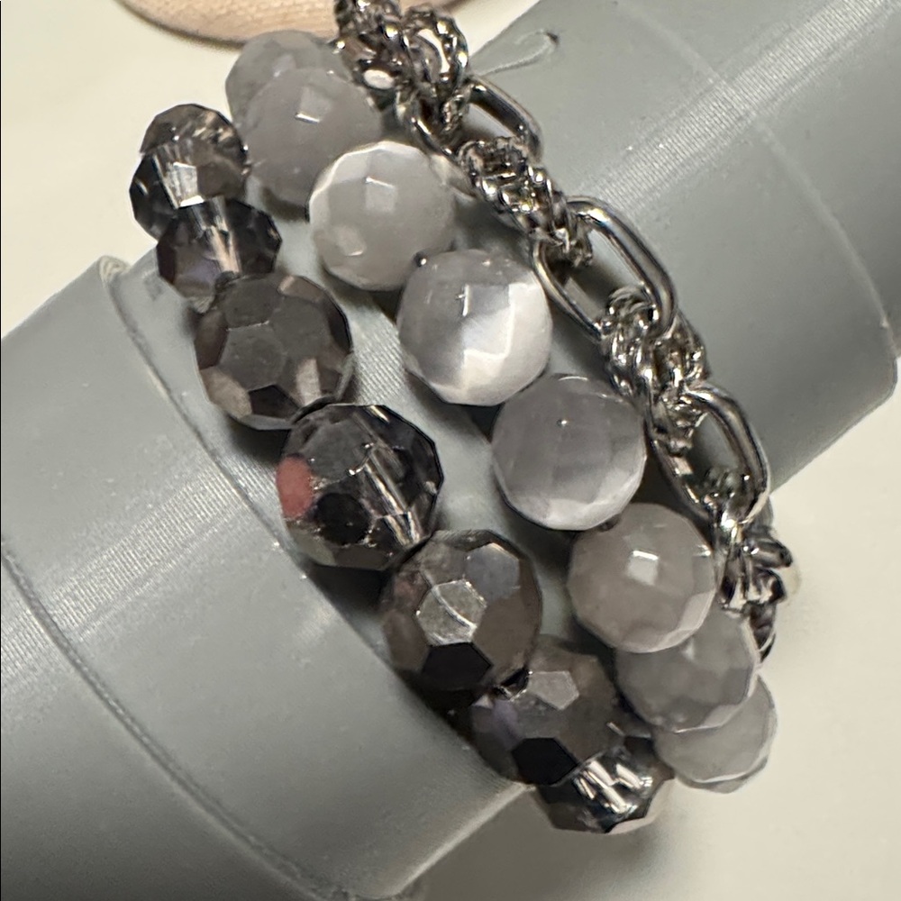 White House Black Market Layered Gray Bead and Chain Bracelet Set (BR1212/4) - Picture 5 of 9